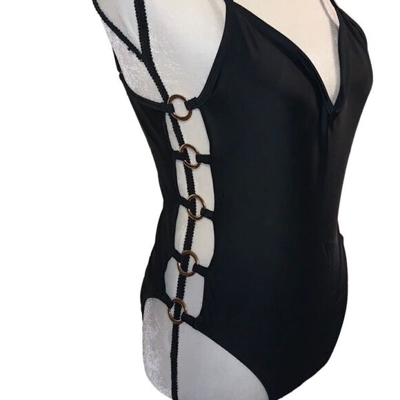 NY&Co Side O-Ring One-Piece Swimsuit - Picture 9 of 10